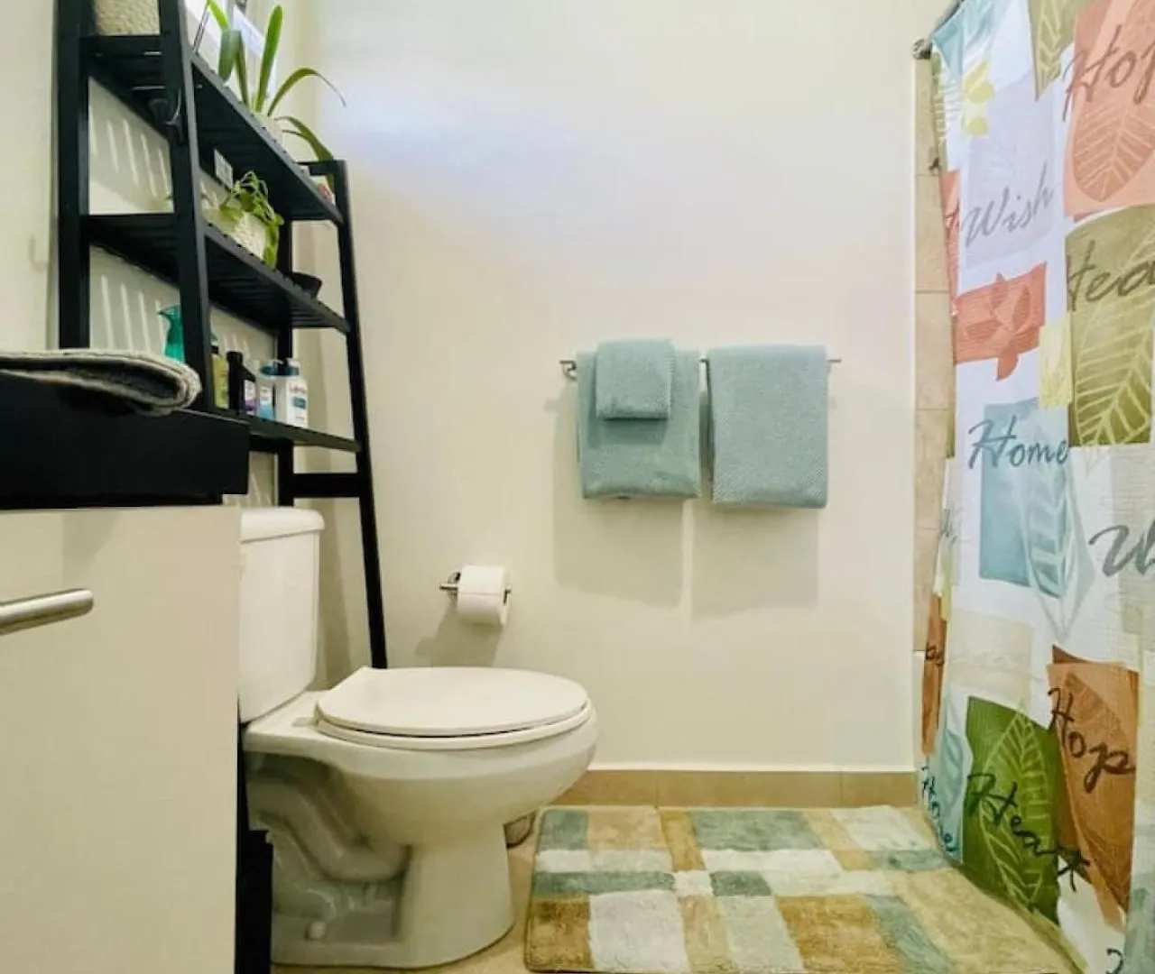 Apartment Pothos Beach Ph 3Br Apt W Rooftop W Pool Access Isabela
